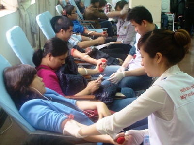 Hiến máu tình nguyện vì nạn nhân tai nạn giao thông